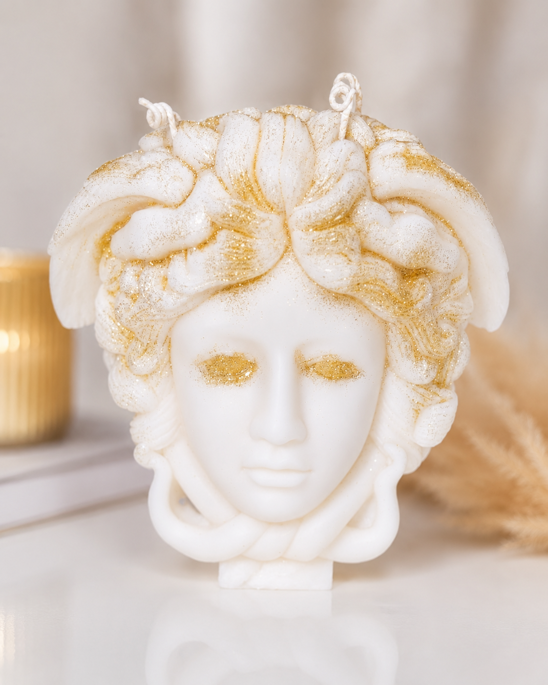 Medusa Head Luxury Candle