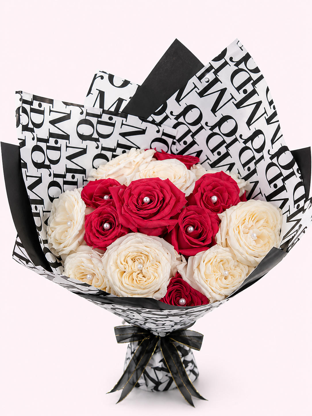 "Diorrr Black" Rose Bouquet